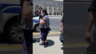 Azerbaycan Polisi Qadını gedəcəyi ünvana çatdırır 👮‍♂️🇦🇿 Resimi