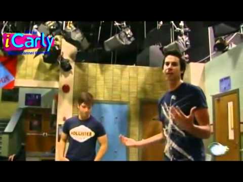 iCarly - Outtakes -