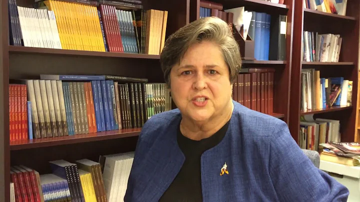Dr. Carolyn Purcell