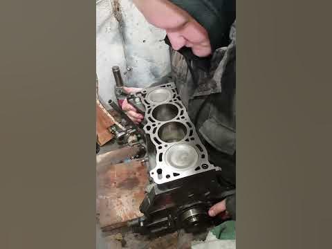 Установка Поршней в Блок Цилиндров - YouTube