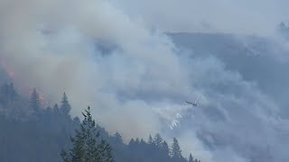 Crews trying to build containment lines around Nakia Creek Fire