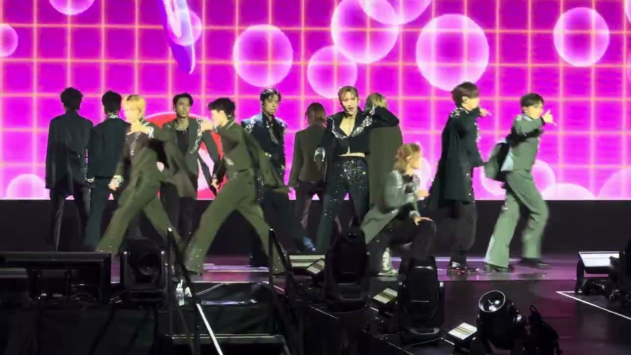 《Ignited》MIRROR (MAMA 表演 version)丨MIRROR First Day 2026 澳門演唱會丨20260101 4K fan cam