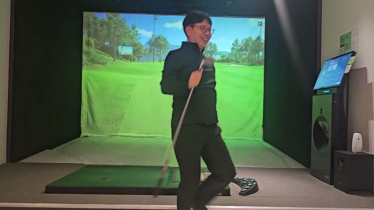 #골프존 #명량골프 #25년 11월 #당근 우인골(우리들의 인생골프) #블루원용인 cc 1번홀~  #with 피오나 하랑