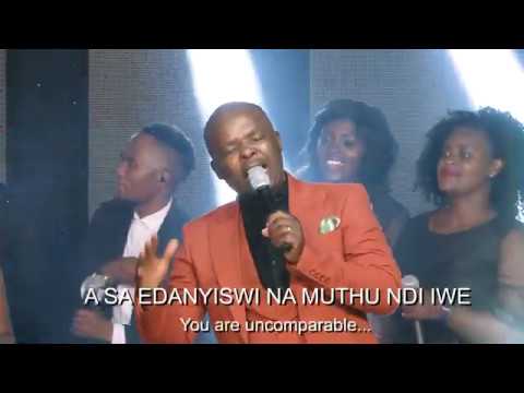 Newie - Iwe Khosi Ya Mahosi [ft. Minister Lufuno Dagada (Official Live Video)]