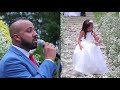Noivo canta para a entrada da noiva - mais emocionante impossivel!!