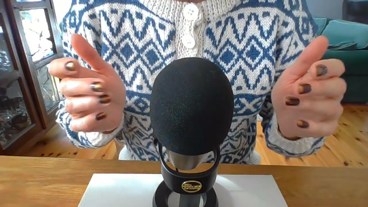 ASMR. Whispering Norwegian comforting trigger-words for sleep and relaxation. Personal attention ❤️