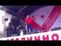 &quot;ФРЯЗИНО И ФРЯЗИНЫ&quot; на Пушкинской площади поэт и музыкант Анатолий Пережогин читает свою поэмку live