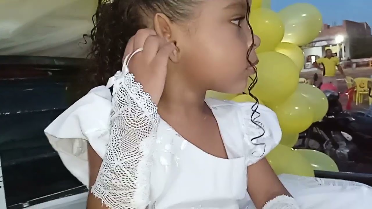 Apresentação da Banda Percussão, Bandeiras,Nova de Cristo e a Bíblia 