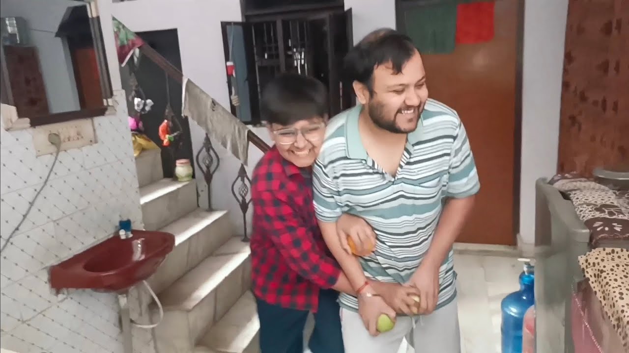 Chacha batije me ho gye ladai