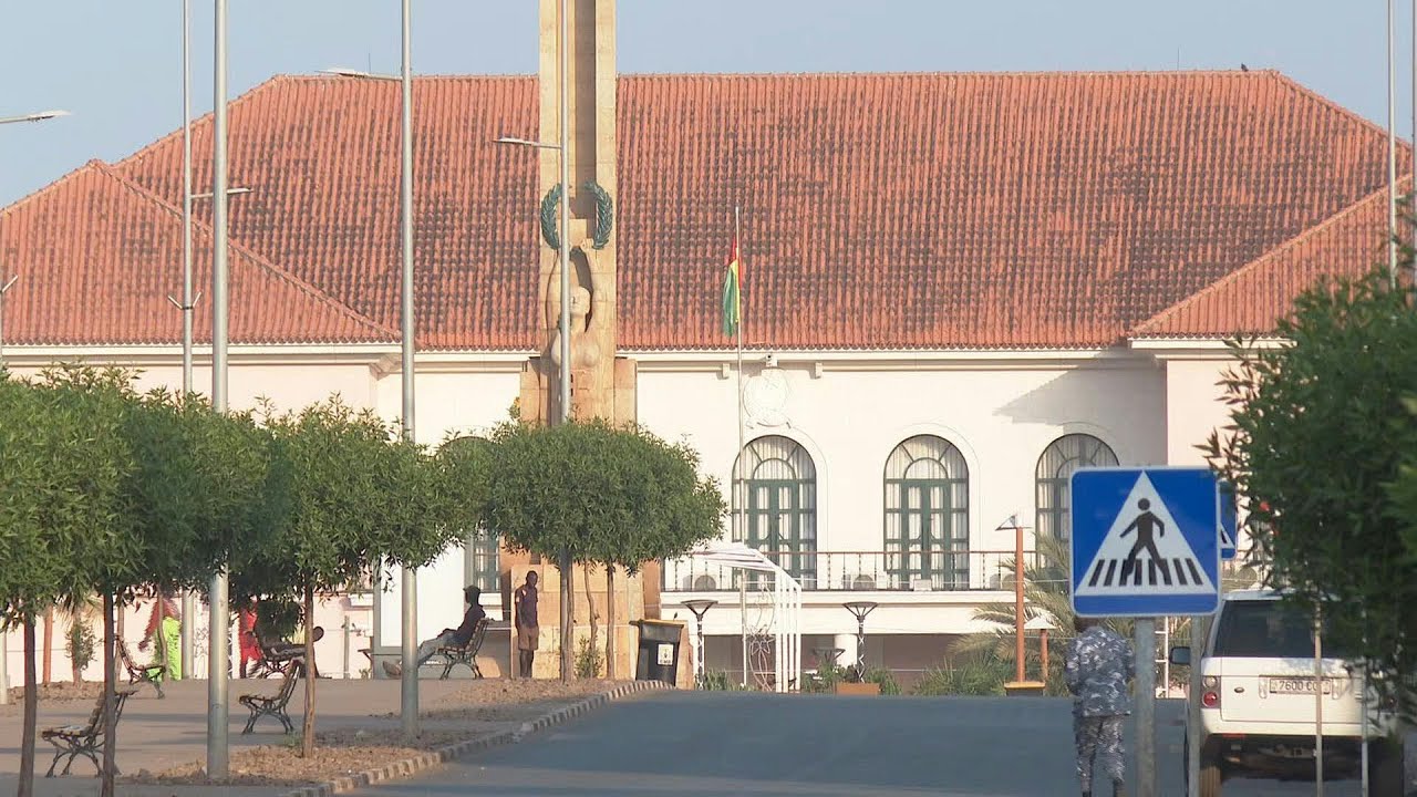 Images of presidential palace as G.Bissau rocked by coup | AFP