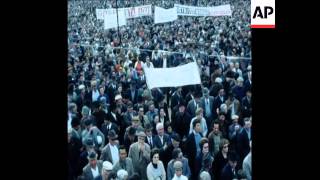 SYND 11 10 76 FORMER LANDOWNERS PROTEST OVER LAND TAKEN IN 1974 REVOLUTION