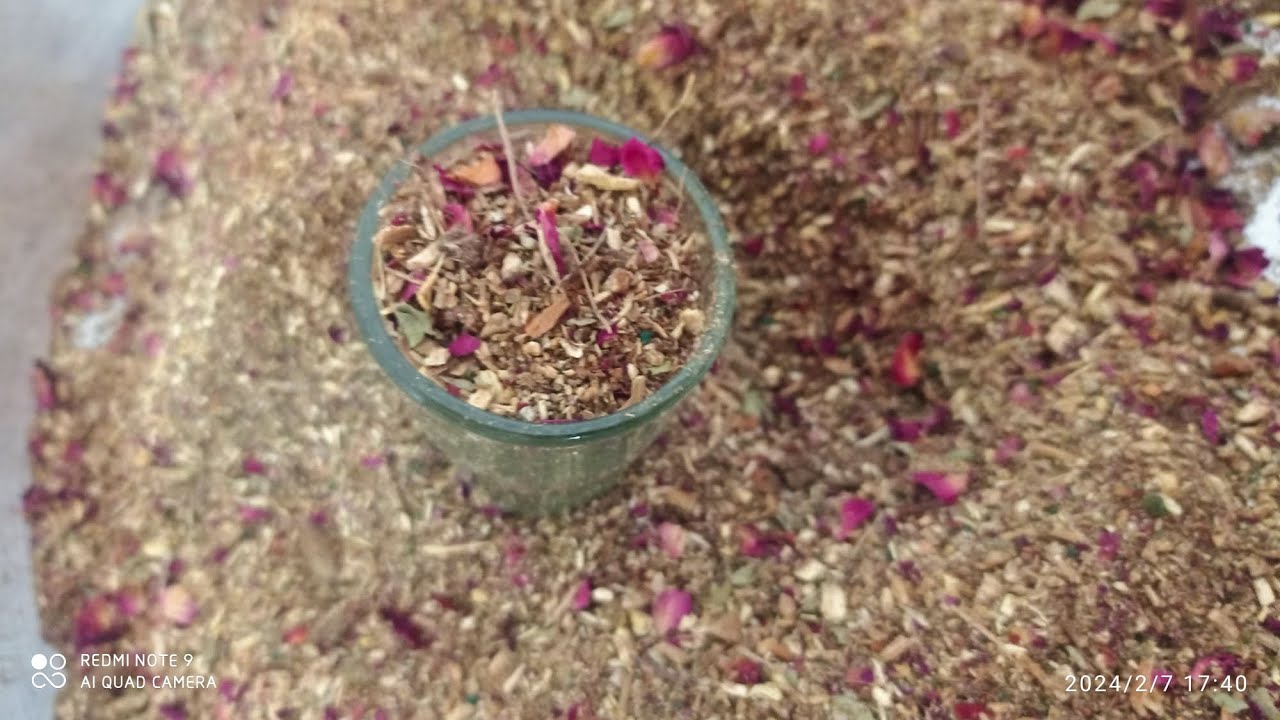 طريقة خلط بخور السرغين مع مجموعة العطور المفضلة/لكن يجب الانتباه لامر صحي#بخور لفصل الشتاء جزء الاول