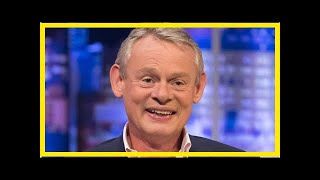 Actor martin clunes accuses actresses of flirting with film producers |UK News TV