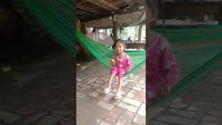 Ride hammock eating cake