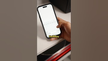 Android keyboard on iPhone 🤯