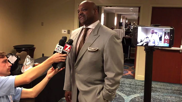 Michael Dean Perry inducted into S.C. Football Hal...