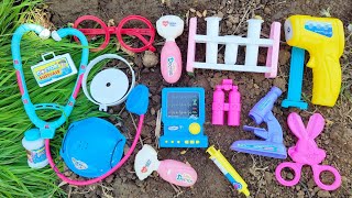 Hunting Stetoskop, Jarum Suntik, Termometer, Masker, Obat, Lampu Dokter, Oksigen, Mikroskop, Gunting