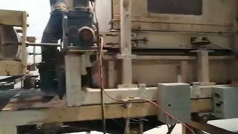 Particleboard machine mat forming machine