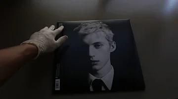 BLOOM -TROYE SIVAN (VINYL) UNBOXING