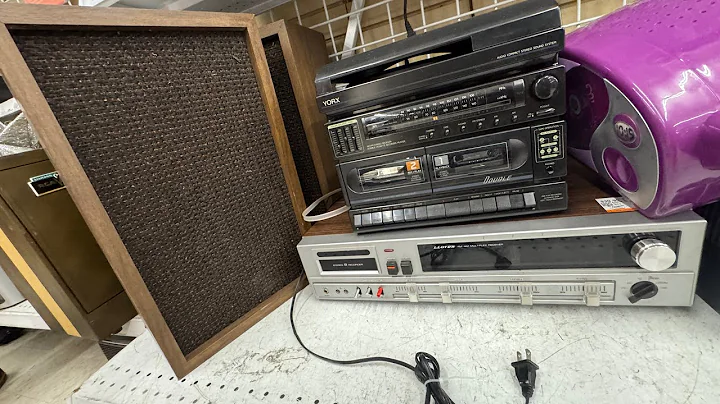 Take a Look At All The Vintage Electronic Items at this Thrift Store