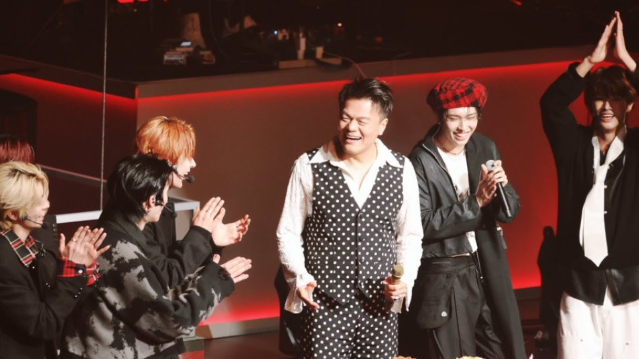 [NEXZ] Still JYP、NEXZがステージの上でパークさんに認められている姿を見るだけで本当お腹いっぱいに幸せだったんだけど