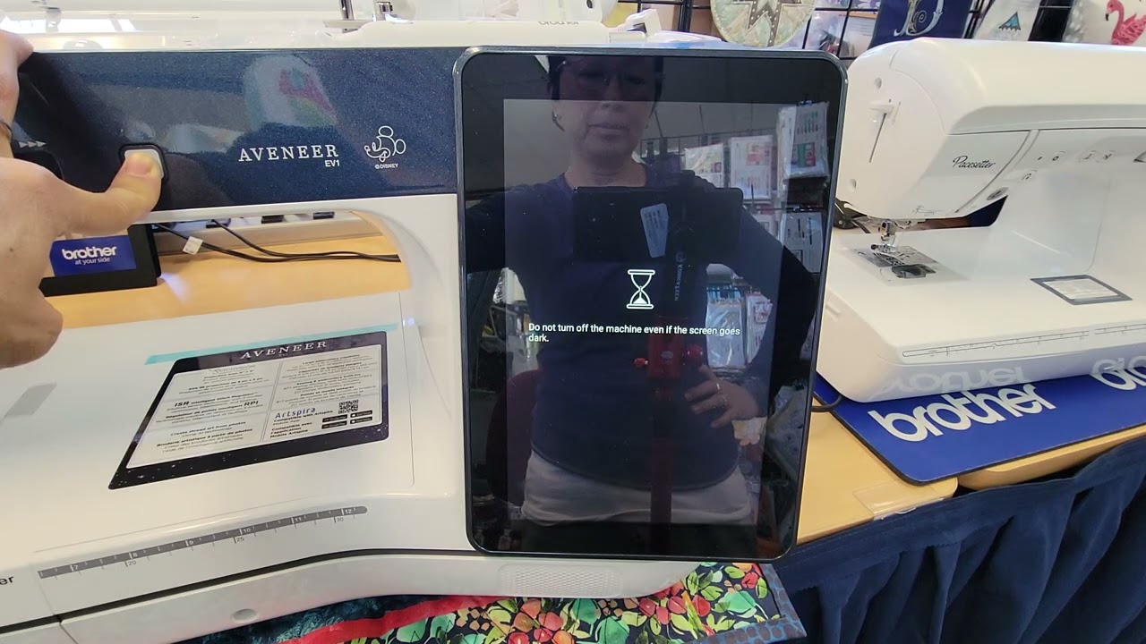 Video 2: A1 Vacuum & Sewing: How to Update Your EV1 Aveneer to version 1.03 using a USB