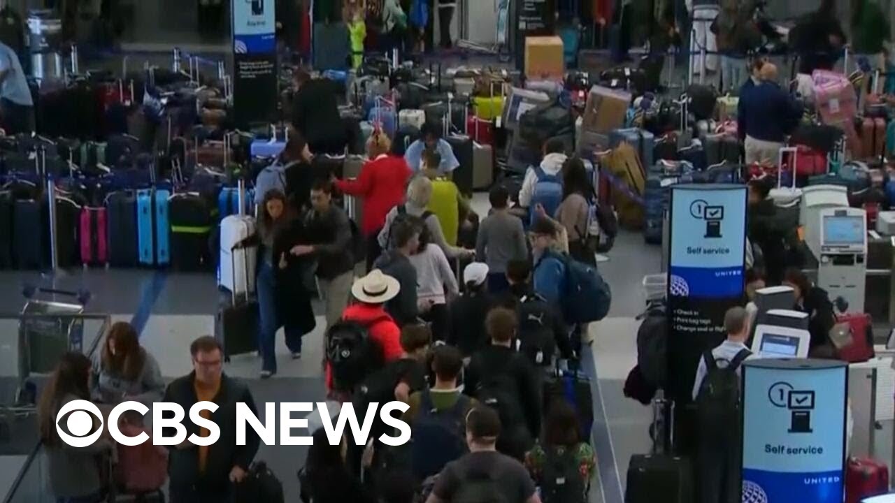 U.S. airports and roads flooded with people as holiday travel season starts