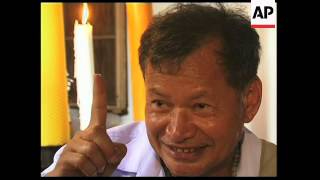 Traditional mask making in Thailand screenshot 2