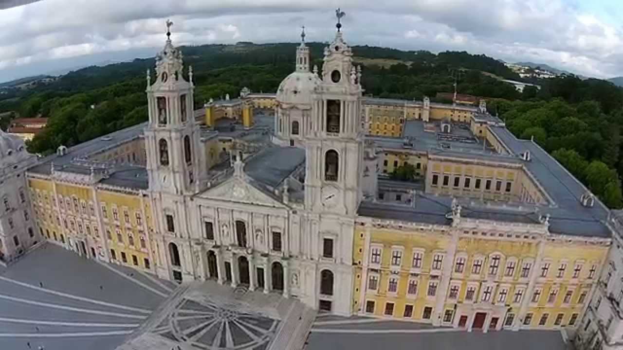 Resultado de imagem para palÃ¡cio nacional de mafra