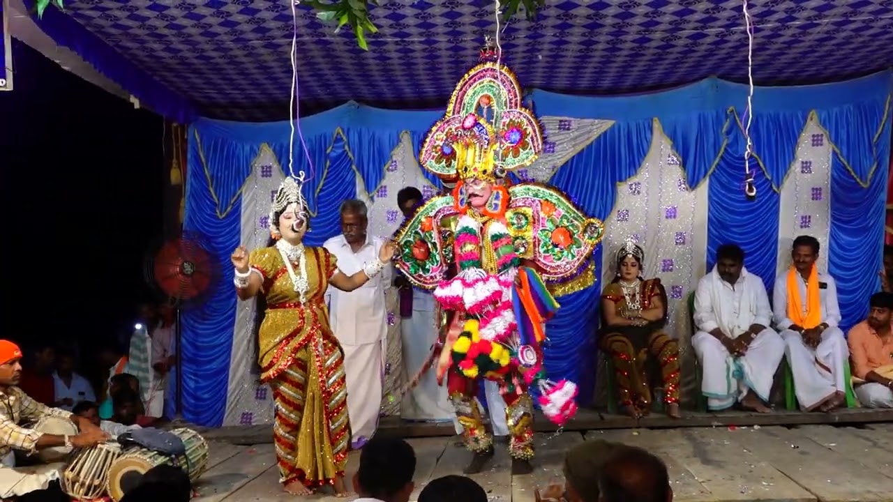 ಗೌರಿ ಹುಣ್ಣಿಮೆ ಪ್ರಯುಕ್ತ   ವೀರ ಅಭಿಮಾನ್ಯ ಕಾಳಗ  ಹೆಚ್ ಹೊಸಹಳ್ಳಿ.  22