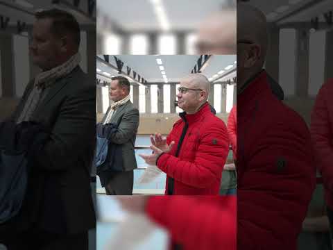 Einweihung der Dreifeldsporthalle Friedenshof