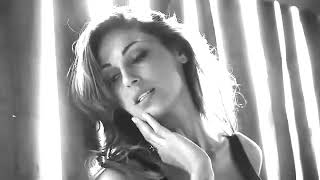 Clip - Anna Tatangelo - Muchacha