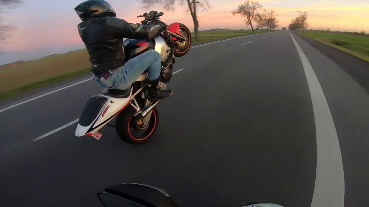 Małpa Power Wheelie Honda cbr 929rr OzorkówŁęczyca YouTube