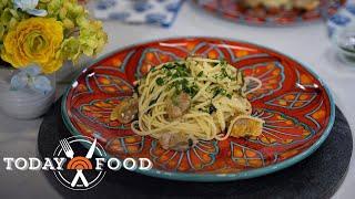 Alex Guarnaschelli shares her mom’s recipe for linguine with clams