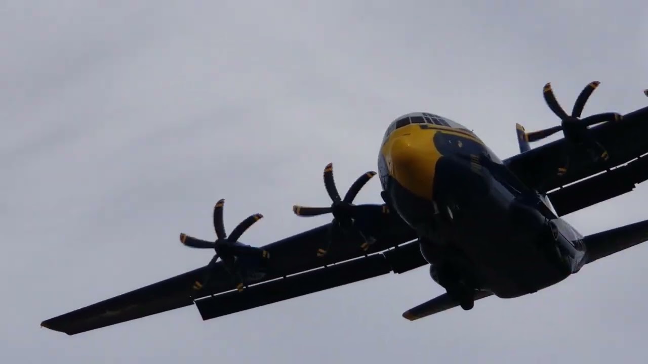 Blue Angels C 130J Short Field Landing Approach/Crosswind Landing