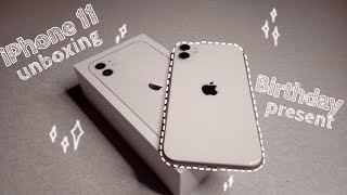 iPhone 11 unboxing + set up