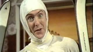Rutland Weekend Television - Christmas Special (1975)