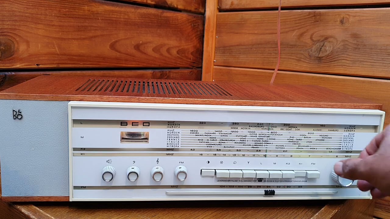 Bang & Olufsen | Beo 610 | LW, MW, SW & FM Radio Receiver | 1964