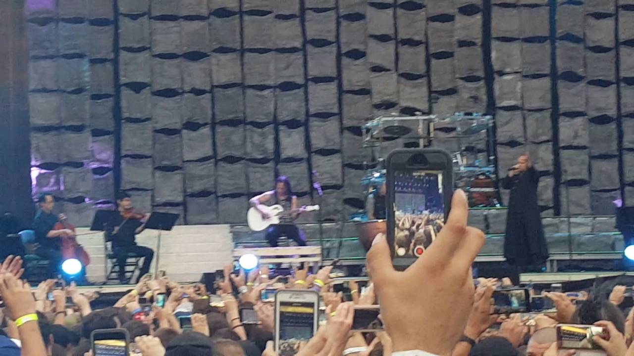 Disturbed "Sound of silence" Live at Aftershock 2016