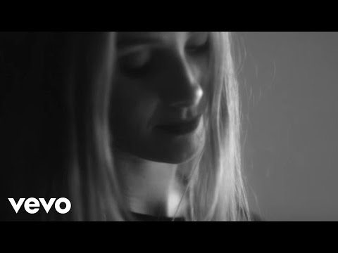 Vera Blue - Hold (Official Video)