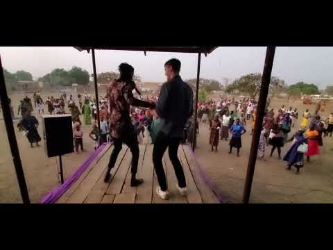 see a brother  form UK  dance  seben  for Jesus  with  saviour bee