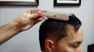 Download Lagu Mujeres Cortando El Pelo A Hombre Con Tijera MP3 Mujeres Cortando El Pelo A Hombre Con Tijera