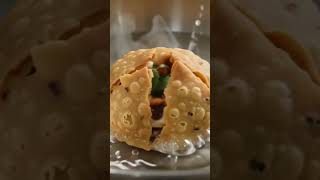 bache s bhudhape tk ka safar h samosa🙂🙂...@instantfoody ..#foodforfoodies #samosachaat #foody♥️