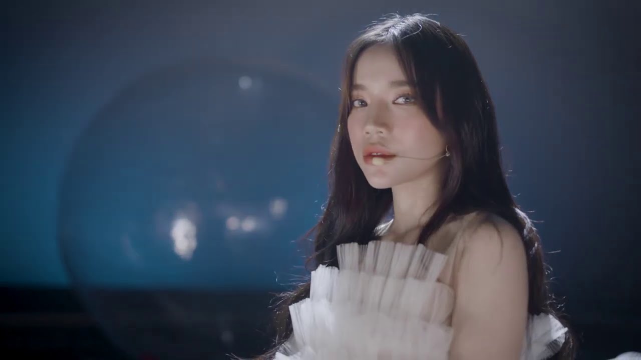 BỞI VÌ LÀ KHI YÊU - LYLY ft. Right (Teaser)