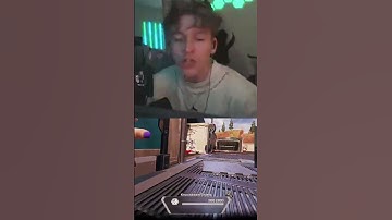 THIS GUY IS LOST #apexlegends #apexlegendsclips #apexlegendsranked #twitch #gaming #fyp