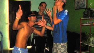 Un Beso Mr. Radio, Betto Exploss Y Dj. Fercho.mp4