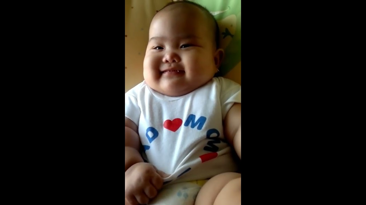 Bayi Ketawa Lucu Banget Sampai Kentut YouTube