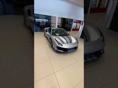 Video: Cómo comprar el auto de tus sueños, ya sea un Ferrari de $ 40 millones o un Mustang de $ 50,000