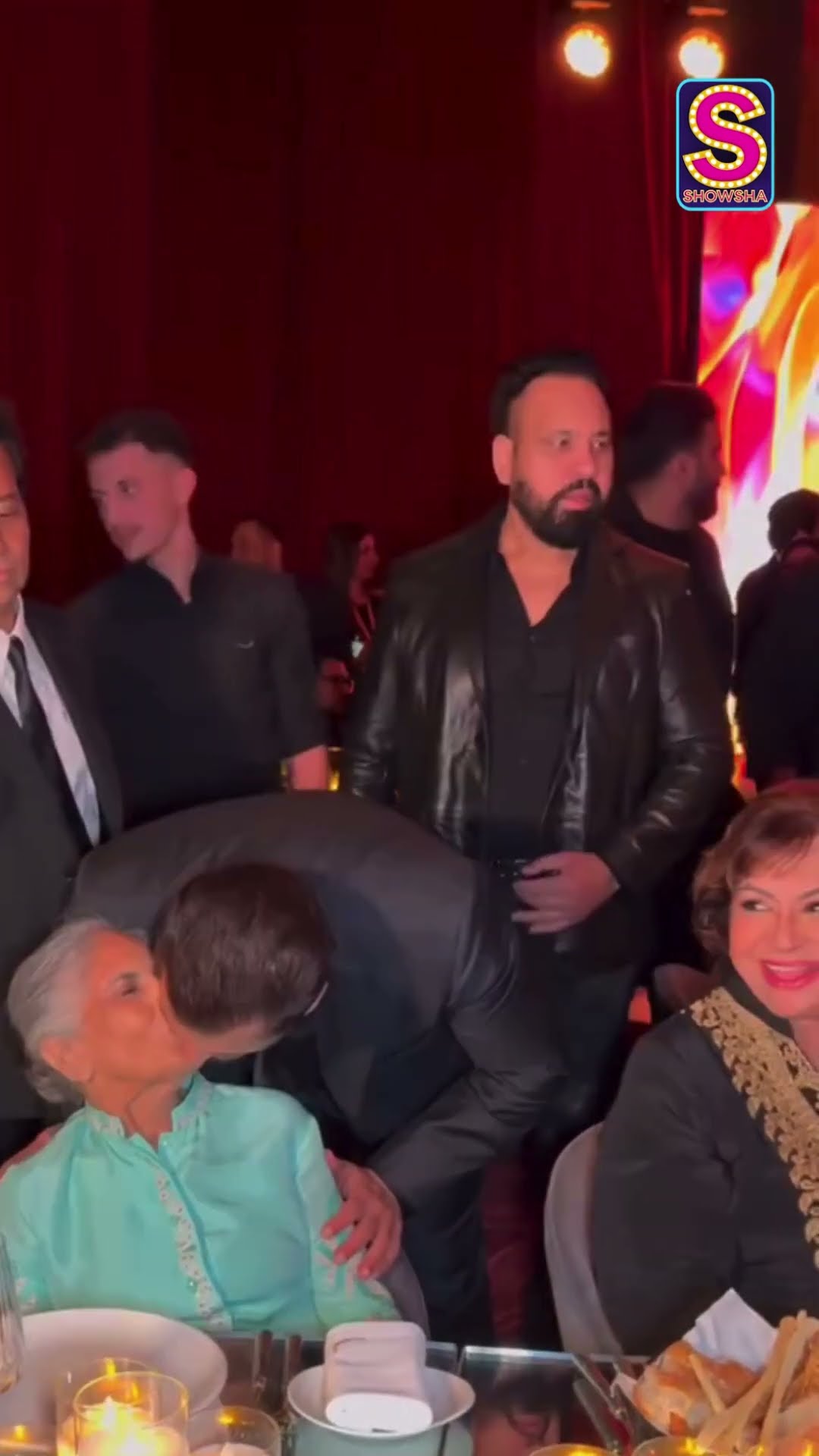 Salman Khan Spotted In Dubai, Warmly Greets Mother Sushila Charak And Helen | N18S #Shorts