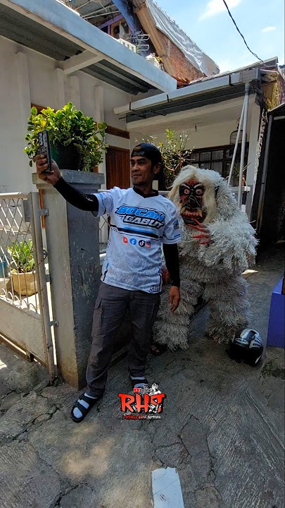 Oppa Domba Takes a Selfie and Gets Pranked by Grandong